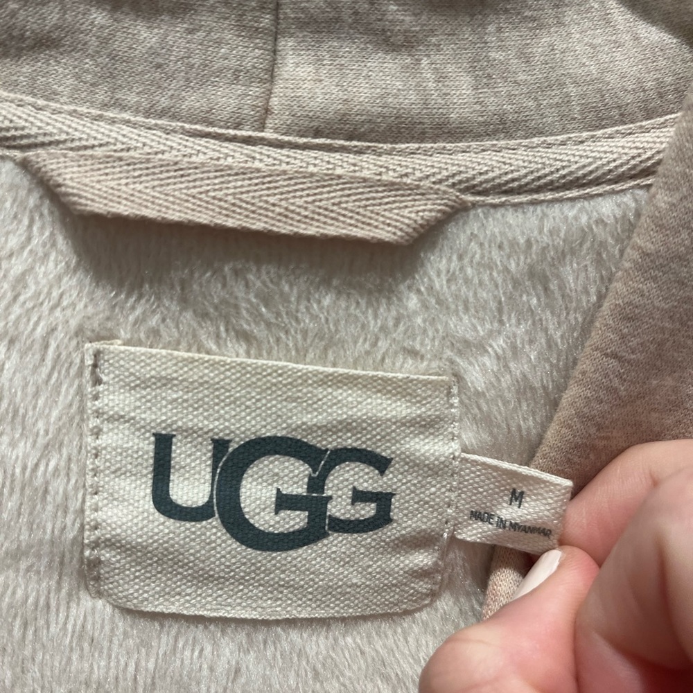 Ugg Robe - image 2